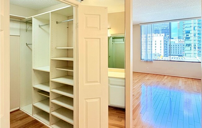2 beds, 2.5 baths, 1,602 sqft, $4,200, Unit 1508