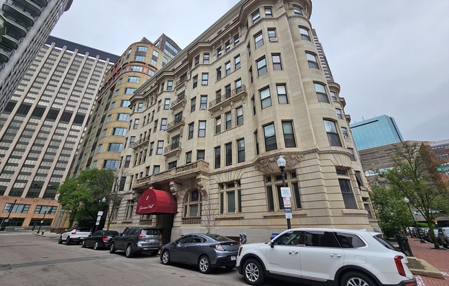 Studio, 1 bath, 275 sqft, $2,100, Unit 500