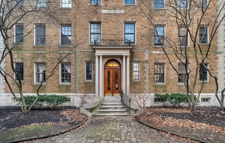 860 MASSACHUSETTS AVE