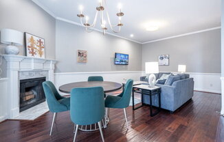 893 PIEDMONT AVE NE