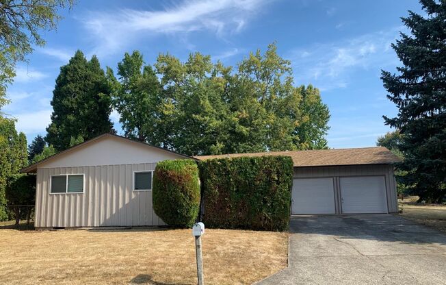 $2,450 - Three Bedrooms, Two Baths Home on Corner Lot!