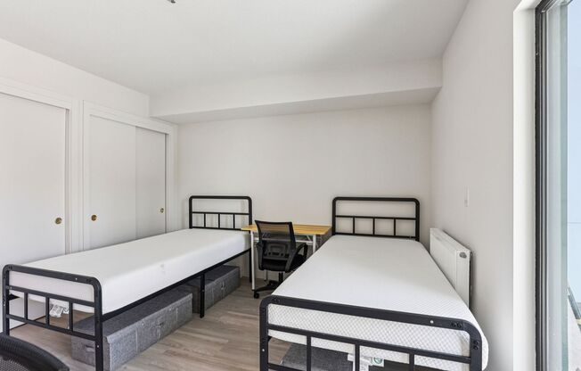 1 bed, 1 bath, 100 sqft, $950, Unit Shared Double - Shared  Double