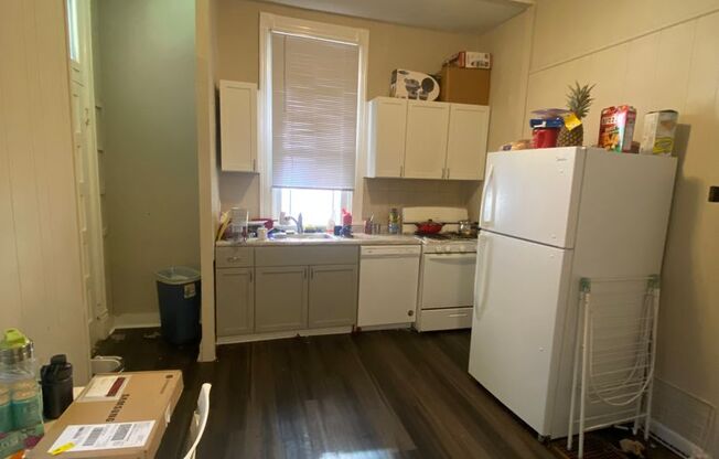 275 North Dithridge