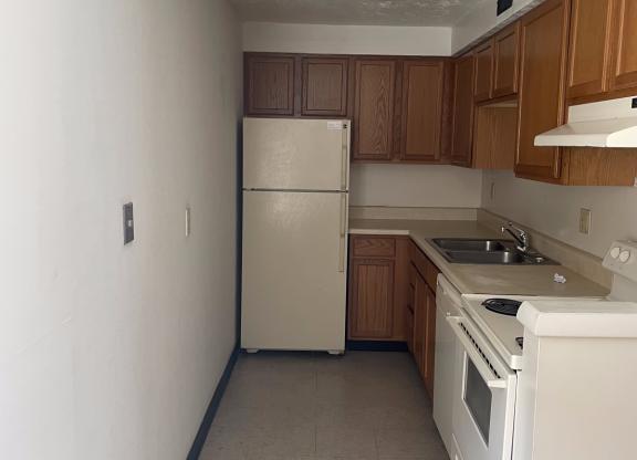 1 bed, 1 bath, 1,000 sqft, $700