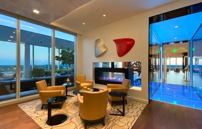1 bed, 1 bath, 612 sqft, $4,200, Unit 24G