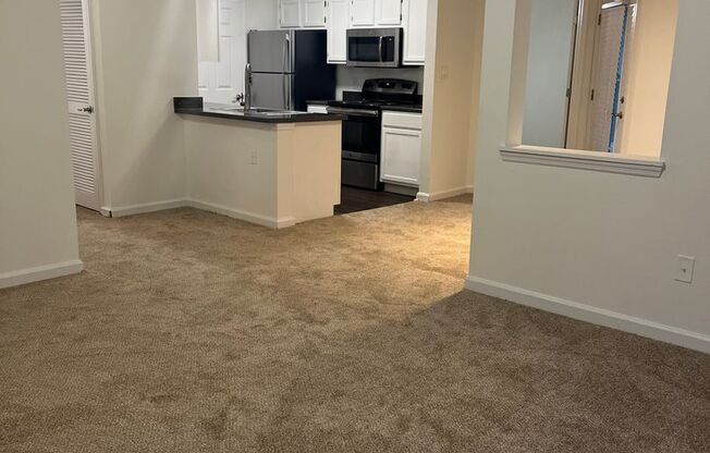 2 beds, 2 baths, 1,121 sqft, $1,595, Unit 1415