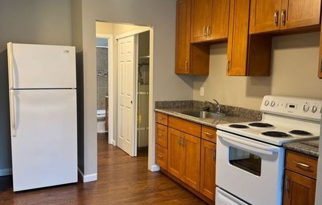 1 bed, 1 bath, 600 sqft, $1,325, Unit 25