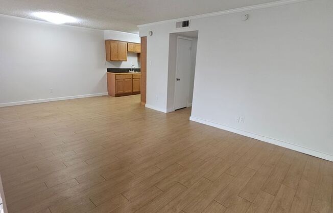 2 beds, 2 baths, 900 sqft, $1,299, Unit LAW11-201