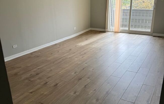 Woodland Creek Apartments in Oak Forest, IL