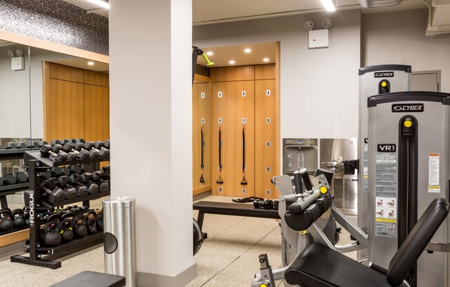 1 bed, 1 bath, 629 sqft, $4,725, Unit 29D