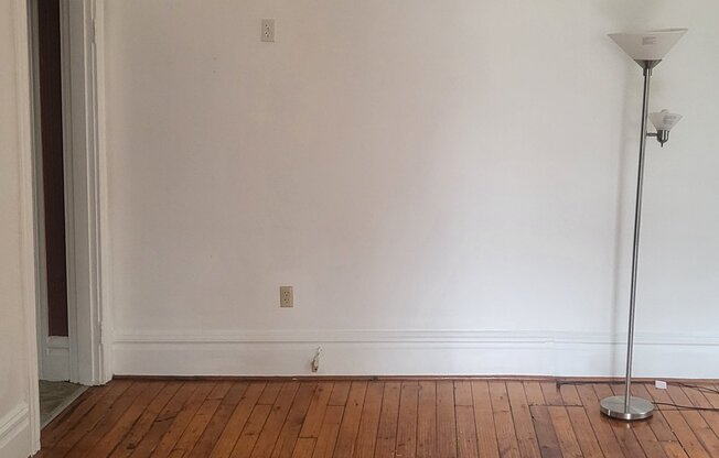1130 BROADWAY AVE