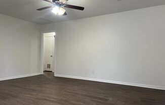 2 beds, 1 bath, $875