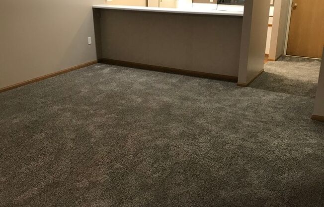 1 bed, 1 bath, 772 sqft, $1,039, Unit 3-105