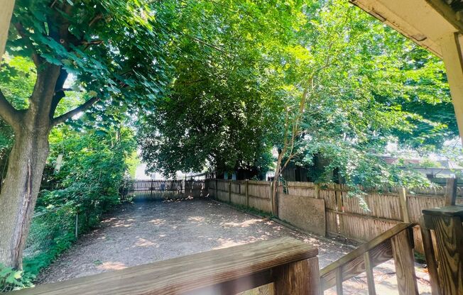 Single Family Home w/ HUGE Yard