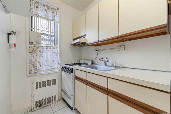 1 bed, 1 bath, $2,075, Unit 1H