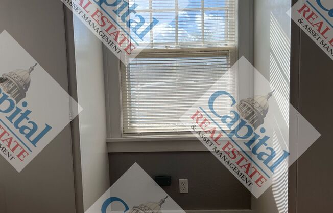 2 beds, 1 bath, $1,100