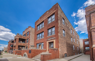 2316 W AUGUSTA BLVD