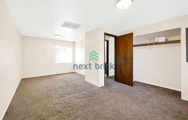 2 beds, 1 bath, $1,995