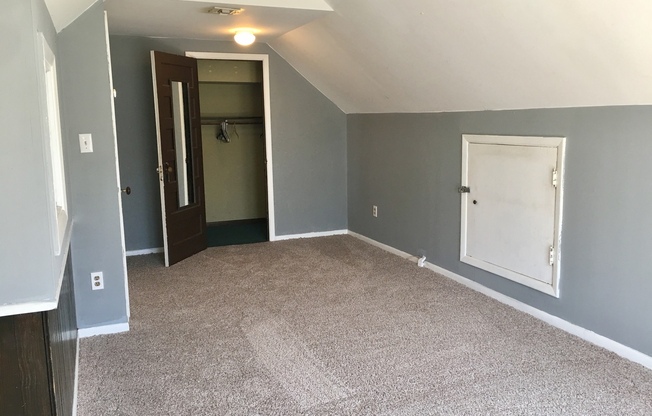 2 beds, 1 bath, 775 sqft, $925