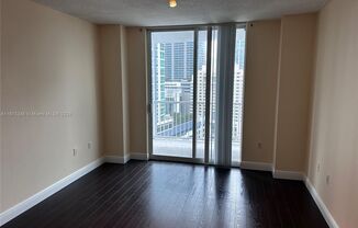 1 bed, 1 bath, 860 sqft, $2,800, Unit 1250 S Miami Ave # 19-12 (A11675348)