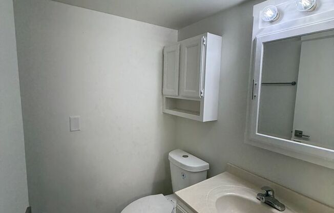 2 beds, 1.5 baths, 950 sqft, $1,395, Unit 268E