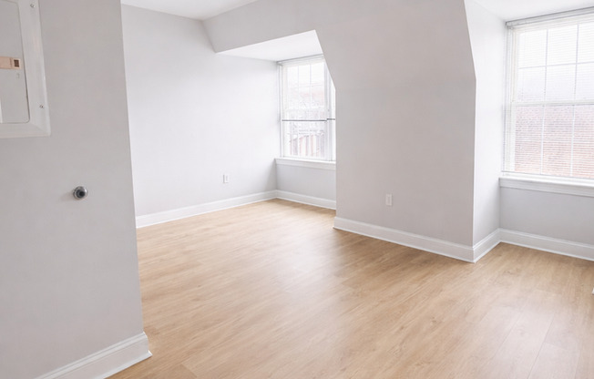 2 beds, 2 baths, 975 sqft, $2,498, Unit PH-14