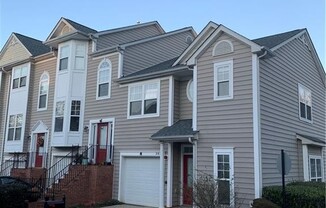 2834 AVALON LOOP RD