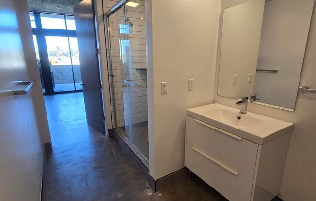 Studio, 1 bath, 500 sqft, $2,295, Unit 08