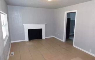 3 beds, 1 bath, $999