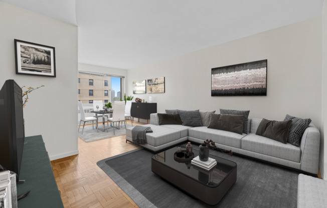 249 E 48 ST