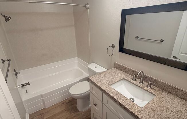 2 beds, 2 baths, 1,000 sqft, $2,825, Unit 7A