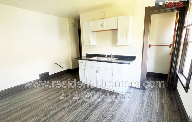 3001 N 1 ST