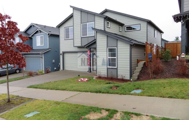 Stunning 4 bedroom House in the beautiful City of Lacey!