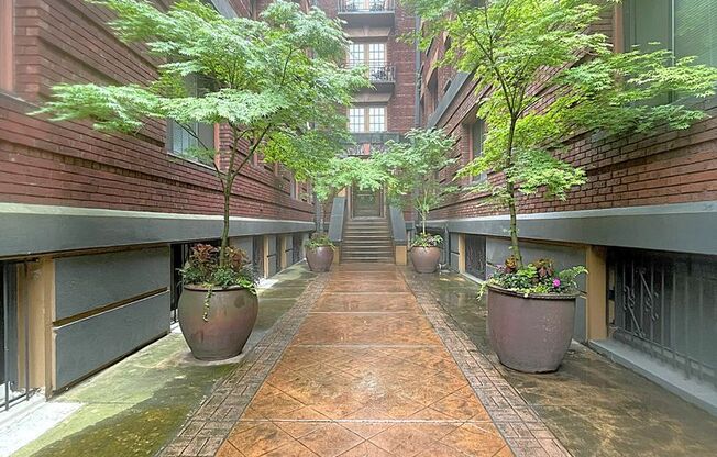 Melcliff Apartments