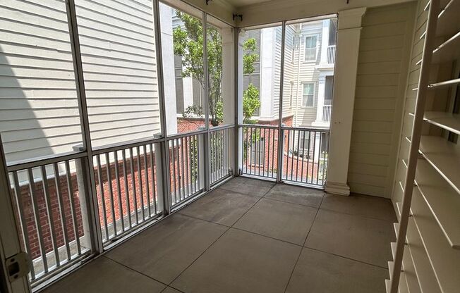 2 beds, 2 baths, $2,895