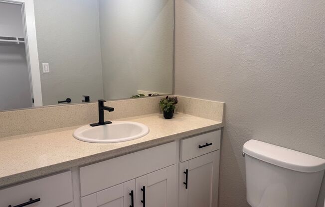 2 beds, 1.5 baths, 740 sqft, $2,950, Unit 2225-E