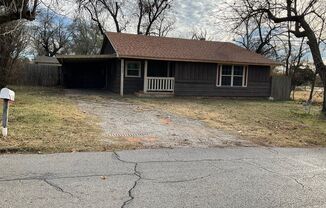 3 Bed 2 Bath Newly Remodeled Home in Midwest City