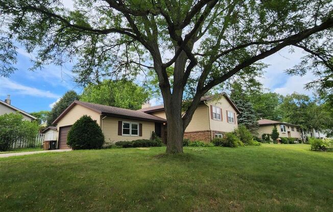 4 La Crescenta Circle