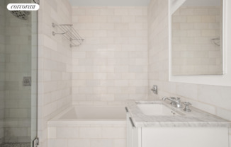 159 W 24 ST