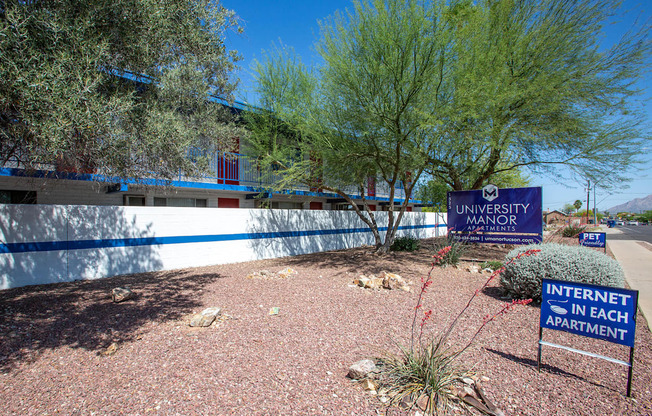 Exterior of University Manor Apartments in Tucson Arizona