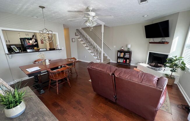 Apartment conveniently located in Auburn!