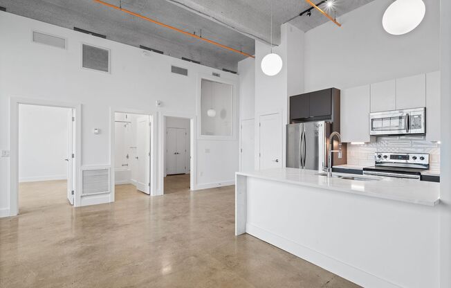 2 beds, 2 baths, 978 sqft, $2,300, Unit Unit 703
