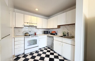 1 bed, 1 bath, 680 sqft, $2,000, Unit 303