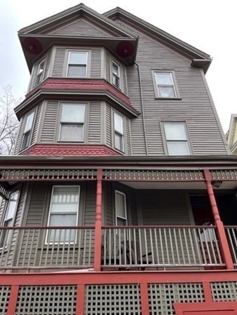 160 HYDE PARK AVE