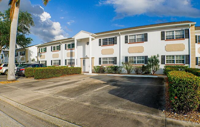 Beautiful 2-bedroom, 2-bathroom condo in Fort Myers