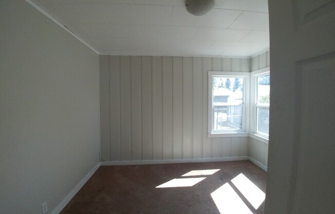 2 Bedroom 1 Bath- House