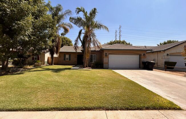 Beautiful home for rent in Visalia!