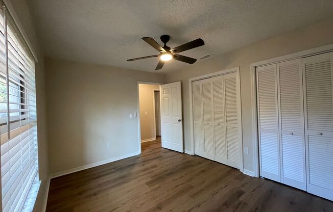 2 beds, 1 bath, 900 sqft, $1,349, Unit 1919#1