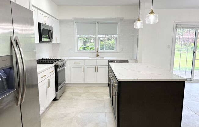2 beds, 2 baths, 1,750 sqft, $2,945, Unit 102B