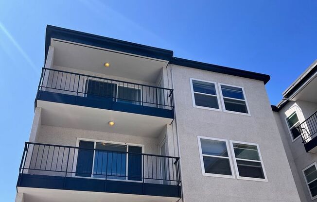 Studio, 1 bath, $1,525, Unit 210